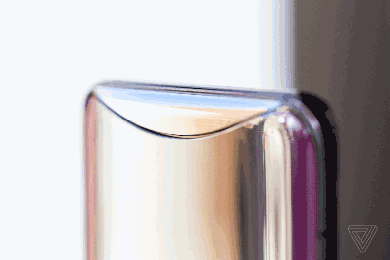 <a href='http://www.oppo.com/cn/' target='_blank'><u>OPPO</u></a> Find X潜望结构探秘：0.6秒弹出、寿命30万次