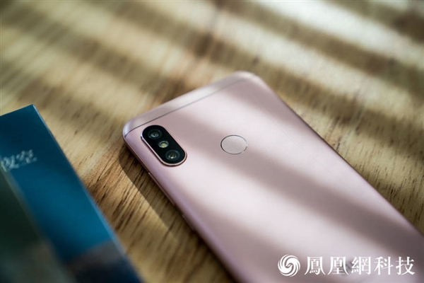 千元售价：红米6 Pro真机图 5.84寸全面屏+骁龙625