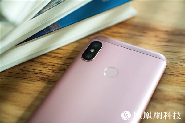 千元售价：红米6 Pro真机图 5.84寸全面屏+骁龙625