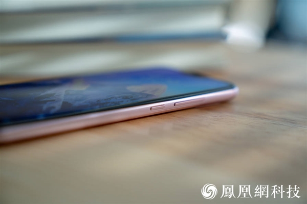 千元售价：红米6 Pro真机图 5.84寸全面屏+骁龙625