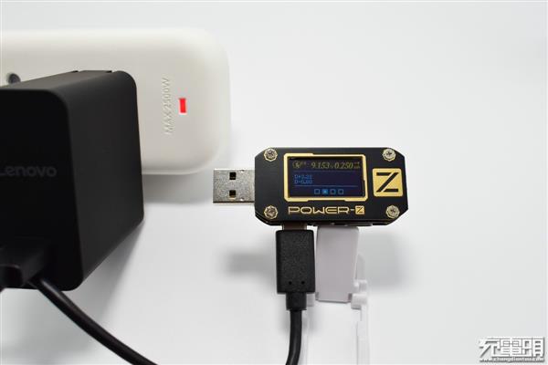 联想45W USB-C充电器拆解：用料十足