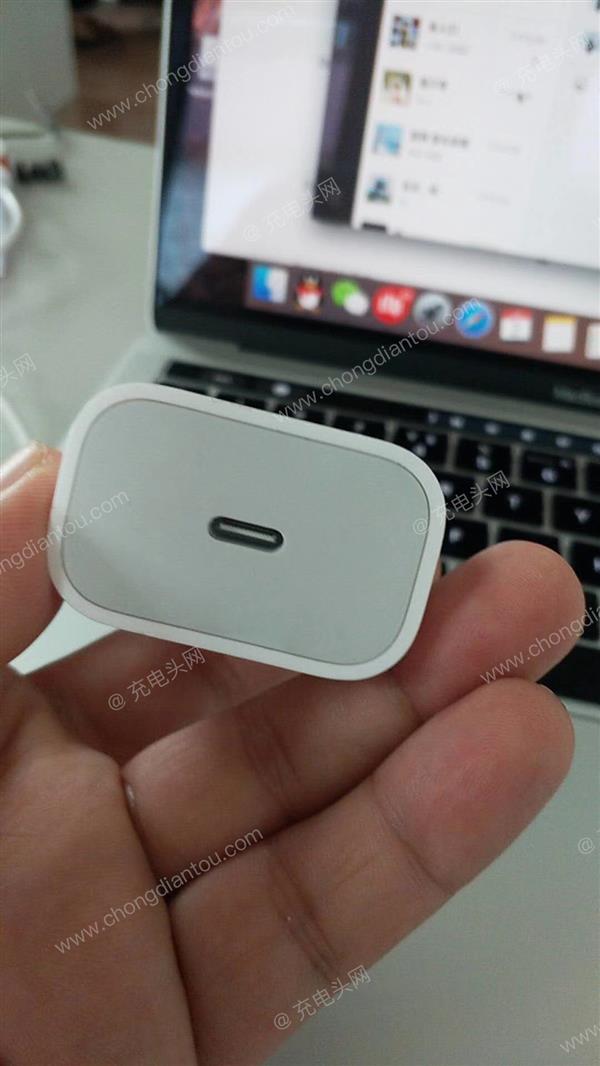 iPhone 9充电器首次现身：USB-C接口、18W功率