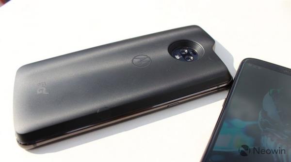 全球首款5G智能手机 Moto Z3真机图赏