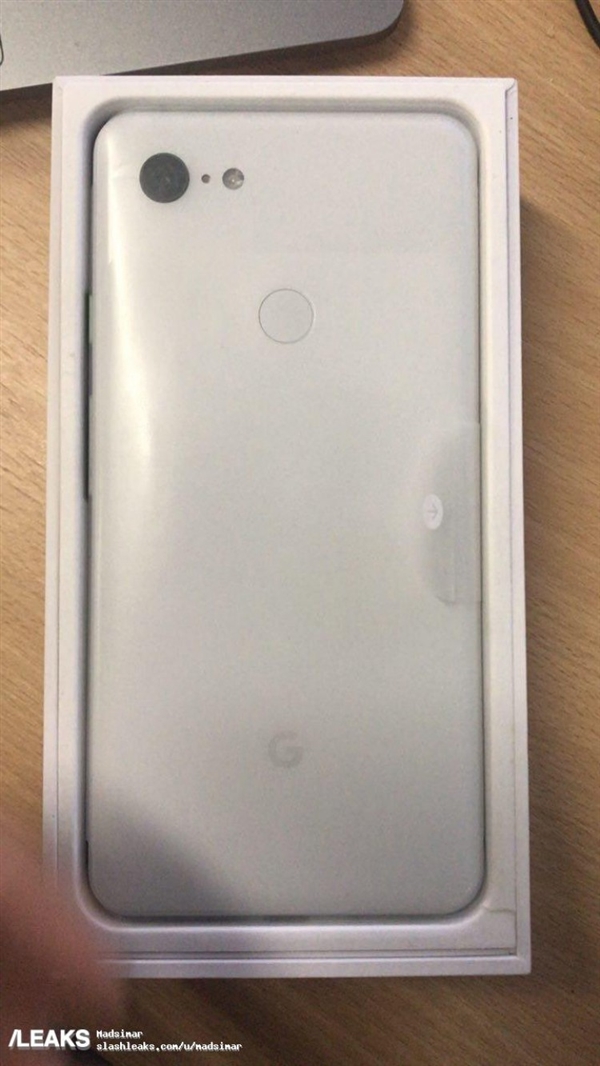 预装安卓9.0 谷歌Pixel 3 XL开箱：刘海屏/骁龙845