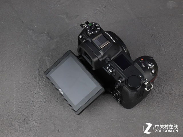 对比索尼A7RIII 尼康全画幅微单Z7深度评测 