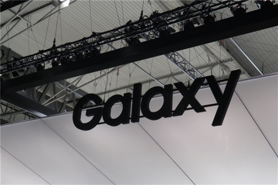 超声波屏下指纹+三摄？三星新款Galaxy A将于年底发布