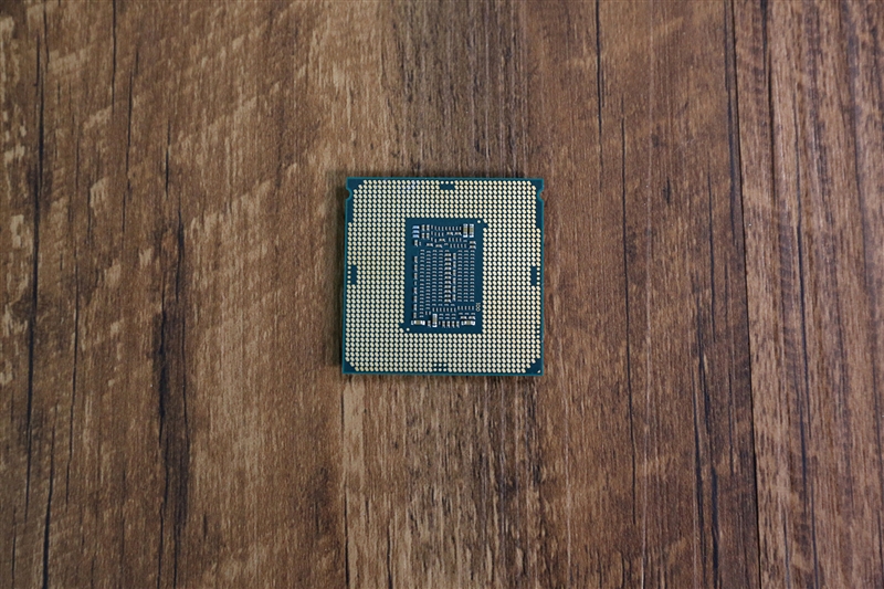 8核心8线程！Intel i7-9700K评测偷跑：完全超越12线程i7-8700K