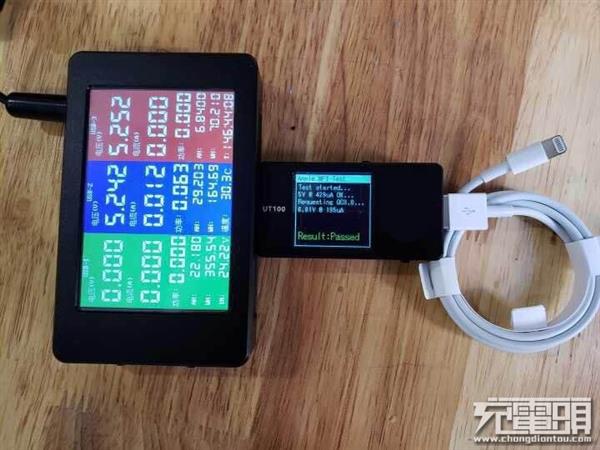iPhone XS Max USB PD快充实测：苹果挖天坑