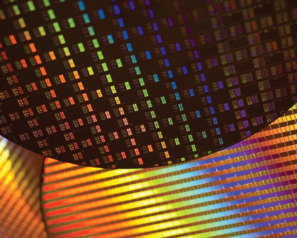 Intel承认CPU供应紧张！投资10亿美元增产14nm、优先至强和酷睿