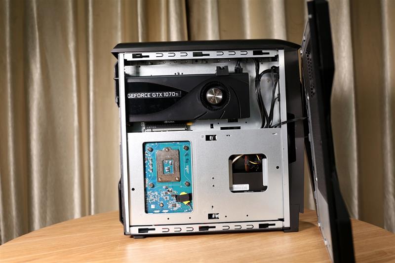 书桌上靓丽的风景线！索泰麦克NEK1-N7主机评测：畅玩单机大作