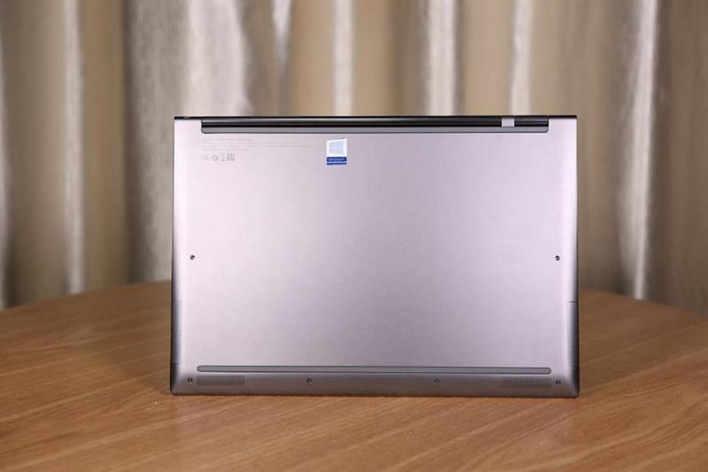 笔记本颜值巅峰！联想YOGA C930（7 Pro）评测：最强二合一笔记本电脑