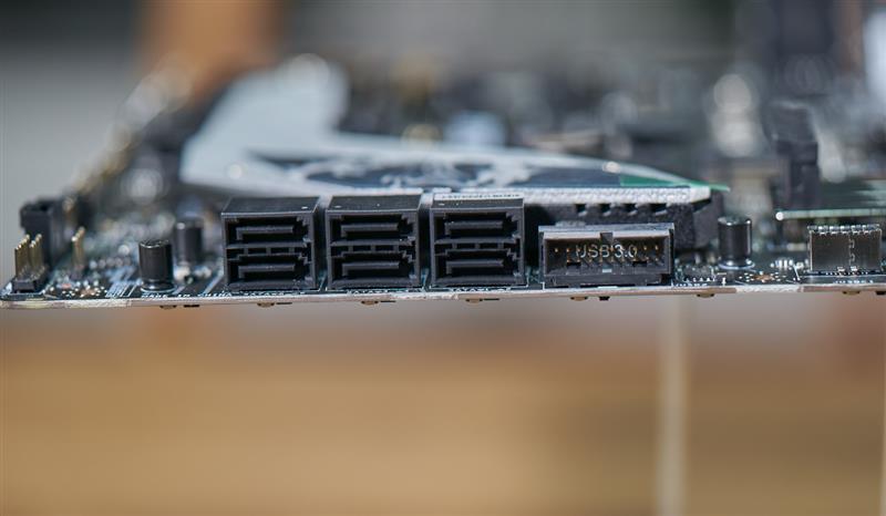 14纳米工艺的极限！I9-9900K首发评测：无可争议的性能王者