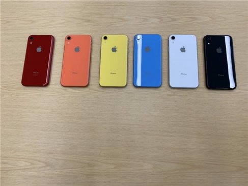 苹果为iPhone XR推专属配件：298元的透明保护壳