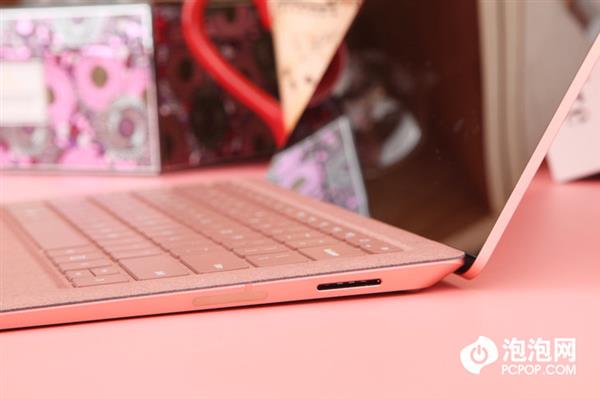 让少女心永存 灰粉金色Surface Laptop 2笔记本上手