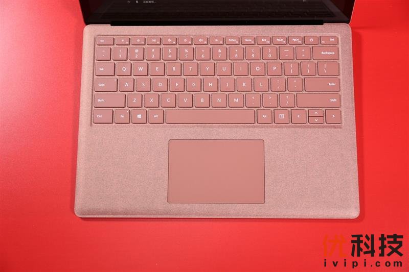 轻薄本标杆！微软Surface Laptop 2评测：MBP唯一对手