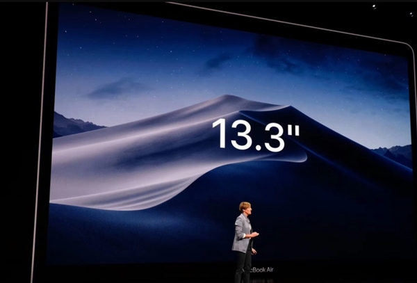 全新MacBook Air发布：视网膜屏加持 8300元起售