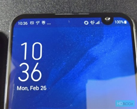 华硕ZenFone 6外形曝光：首款“斜”开孔异形屏？