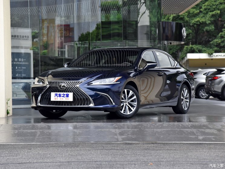 <a href='http://www.lexus.com.cn/' target='_blank'><u>雷克萨斯</u></a> <a href='http://www.lexus.com.cn/' target='_blank'><u>雷克萨斯</u></a>ES 2018款 200 卓越版