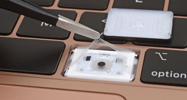 新MacBook Air拆解：内存/硬盘不可升级、键盘有防灰膜