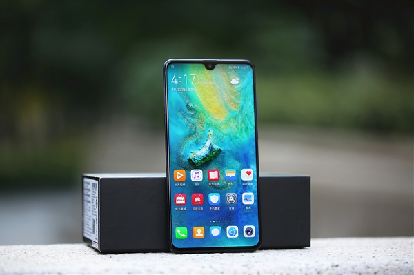 外媒实测：<a href='https://www.huawei.com/cn/?ic_medium=direct&ic_source=surlen' target='_blank'><u>华为</u></a>Mate 20登顶2018旗舰机续航之王