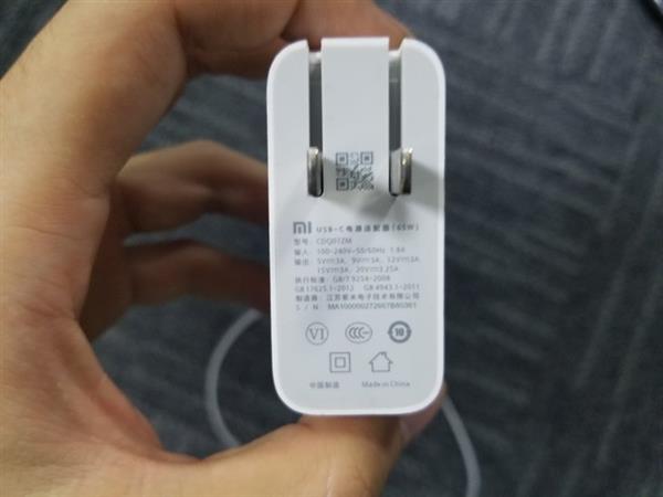 荣耀Magic 2和iPhone XS Max充电速度对比：差距明显