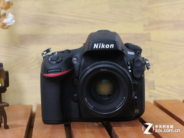 尼康 D800 正面图