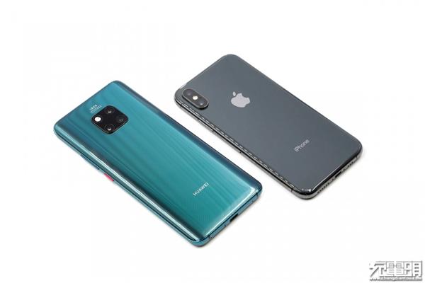 华为Mate 20 Pro“反向无线充电”测试 功率3W左右