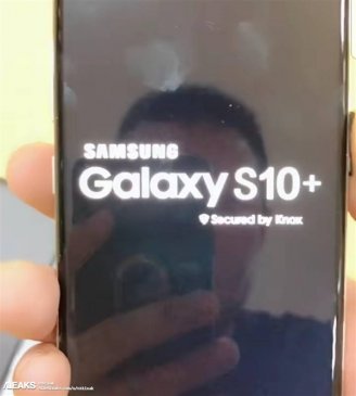 后置水平三摄造型夸张 三星S10+机模曝光