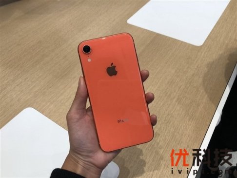 国内维修机构实现iPhone XR单卡改双卡