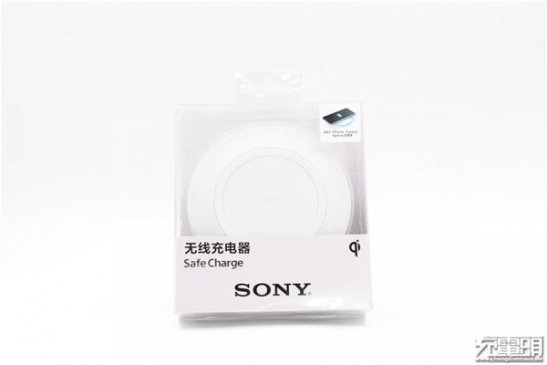 399元纯信仰！索尼无线充电器拆解