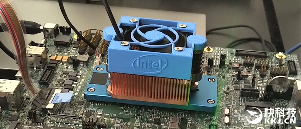 Intel一口气公布六代全新CPU架构！高能、低耗齐飞