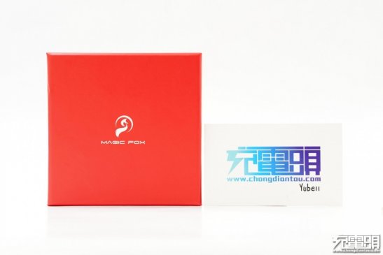 暴力输出 魔狐180W 多协议双USB PD输出充电器评测