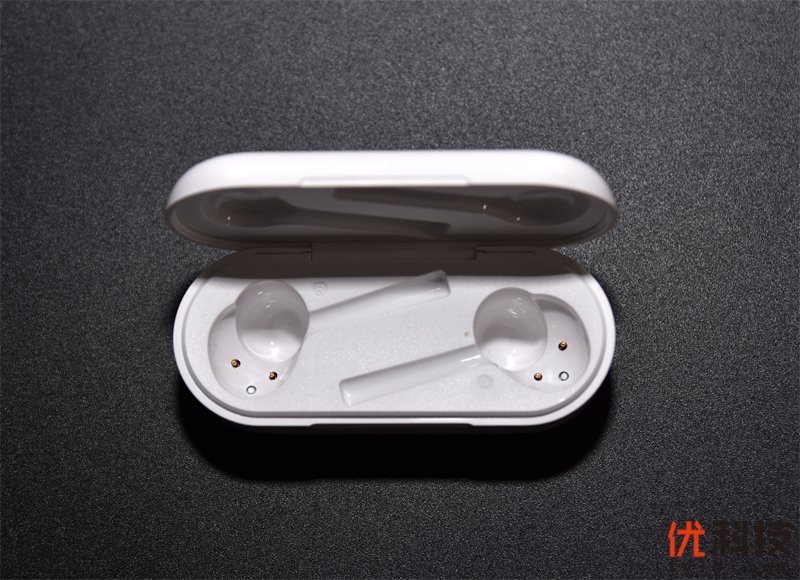 摆脱束缚 荣耀FlyPods青春版无线耳机图赏