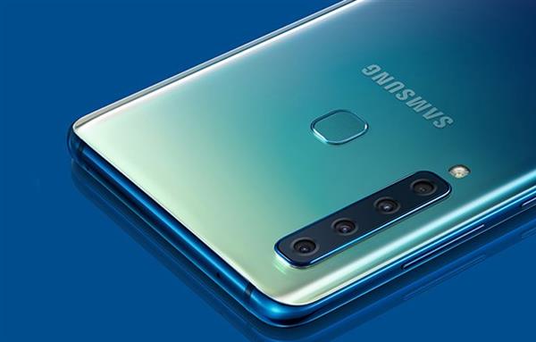 2019年手机八大趋势：四摄、挖孔、折叠、10GB内存等