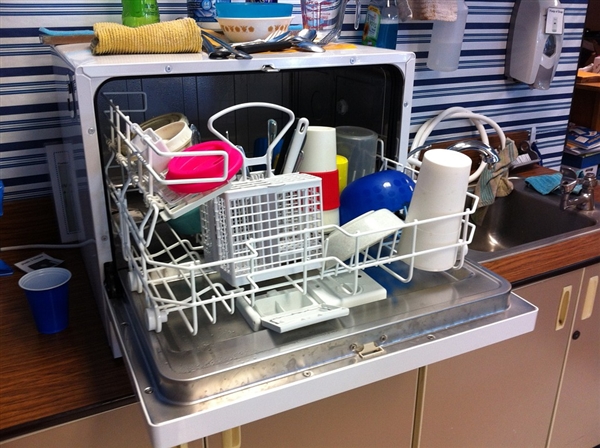 看好了再花钱 洗碗机到底有没有必要买？