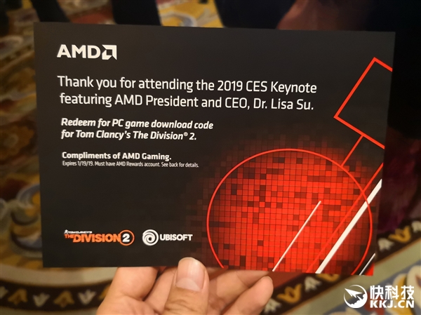 699美元！AMD发布全球首款7nm游戏卡Radeon II：三风扇/性能暴涨