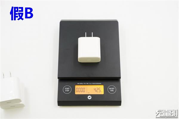 看完秒懂 苹果18W USB-C PD充电器真假对比