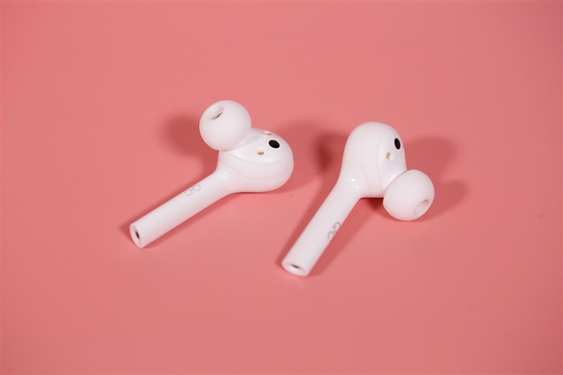 399元追击AirPods！荣耀FlyPods青春版评测：触控交互 无线自由