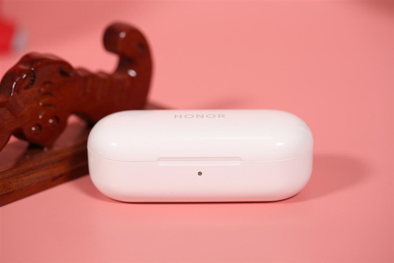 399元追击AirPods！荣耀FlyPods青春版评测：触控交互 无线自由