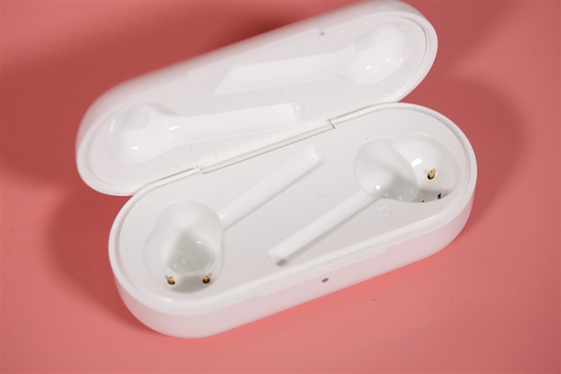 399元追击AirPods！荣耀FlyPods青春版评测：触控交互 无线自由