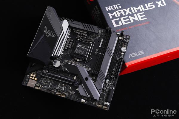 ROG Maximus XI GENE上手：当世最强M-ATX主板参上