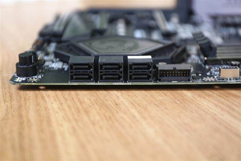 顶级性能一半价格！微星MEG Z390 ACE战神板主板评测：超频傲视群雄