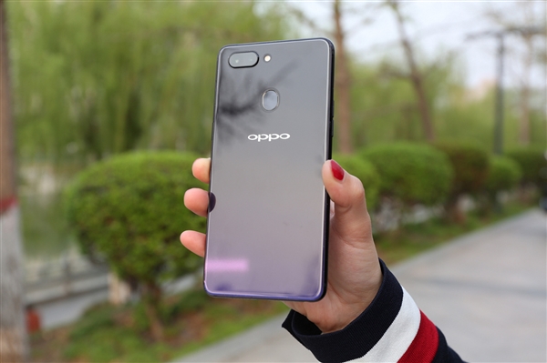 准备4年！OPPO首款商用5G手机要来了？2月23日见
