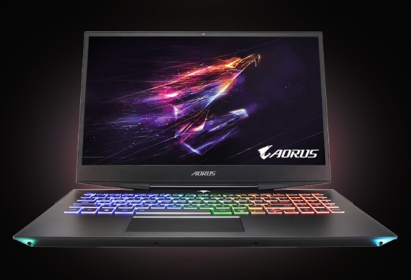 技嘉首创Azure AI笔记本Aorus 15：CPU/GPU智能分配