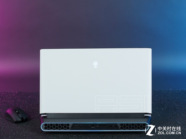 还有谁!!!Alienware Area-51m评测