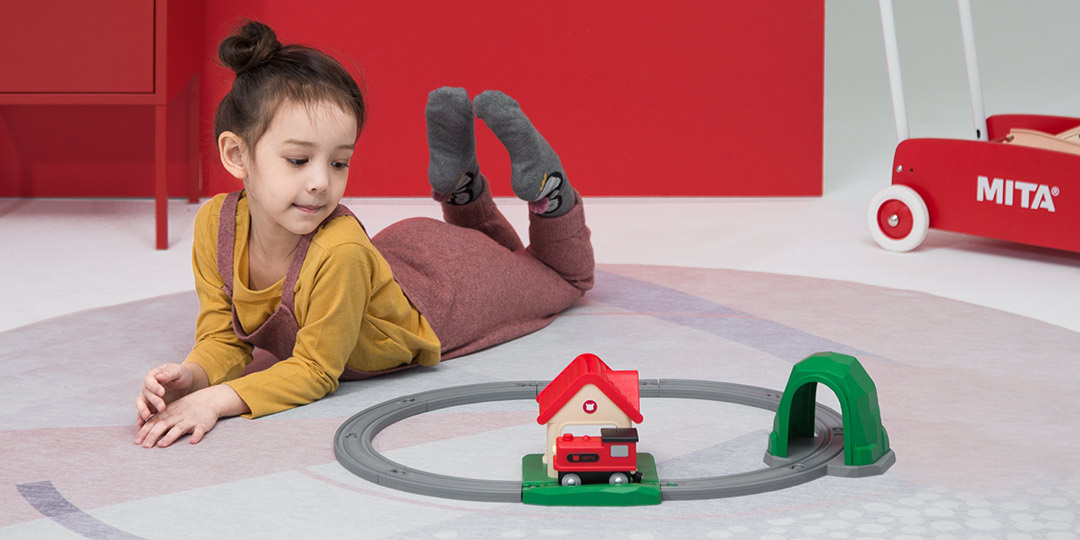 小朋友的新玩具 米兔轨道积木声光火车套装发布售99元