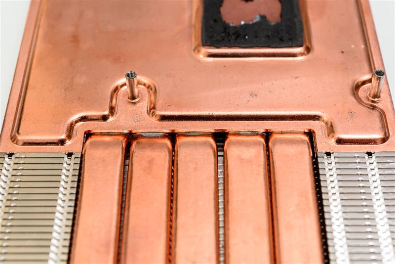 AMD 7nm Radeon VII显卡深度评测：成功晋级 期待新架构