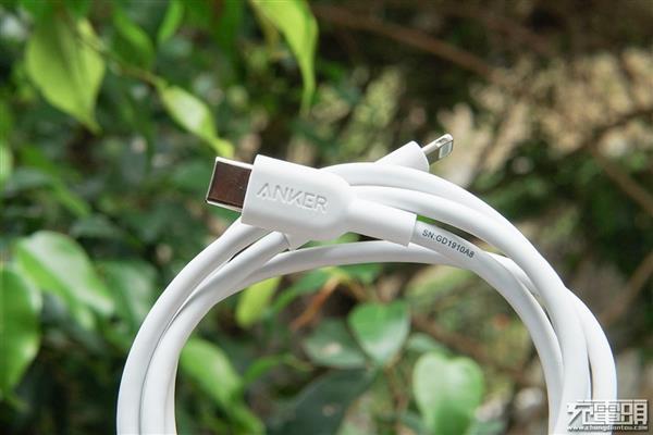 国内首个！第三方USB-C/Lightning MFi认证数据线开售