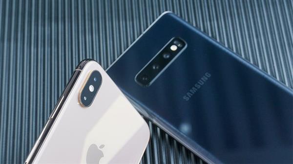 安卓苹果旗舰对决 比完后我扔了iPhone XS Max