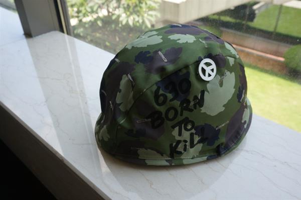制服肥皂望远镜?手机发布会的脑洞大开邀请函